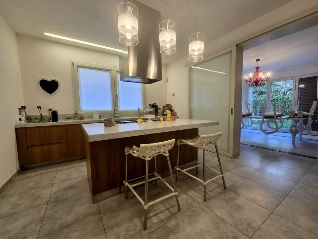 Villa a Campi bisenzio in Via Francesco Cilea, 11 - Foto 4