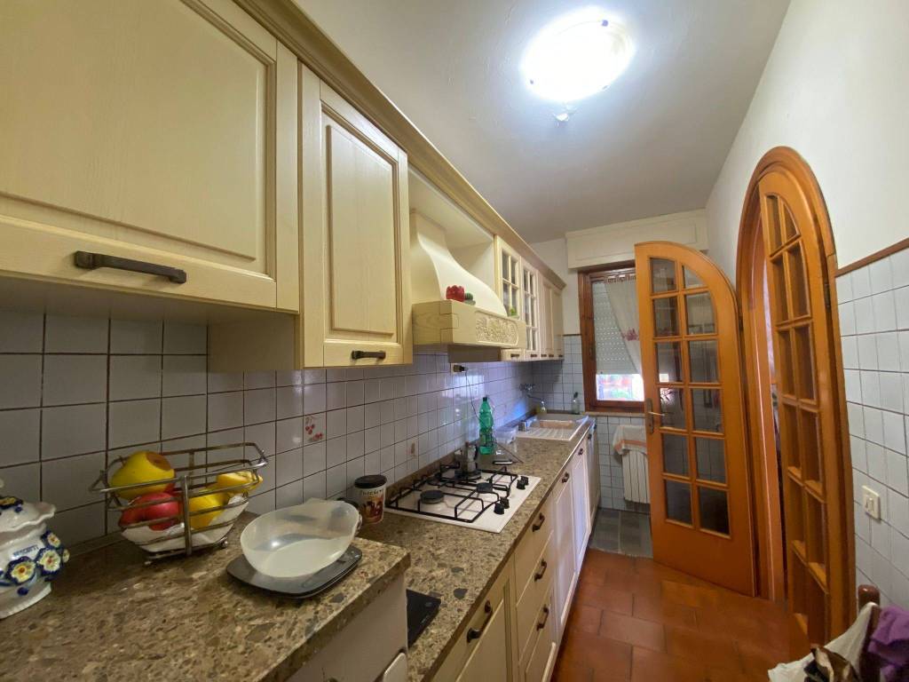 Appartamento a Castagneto carducci in Via Napoli - Foto 4