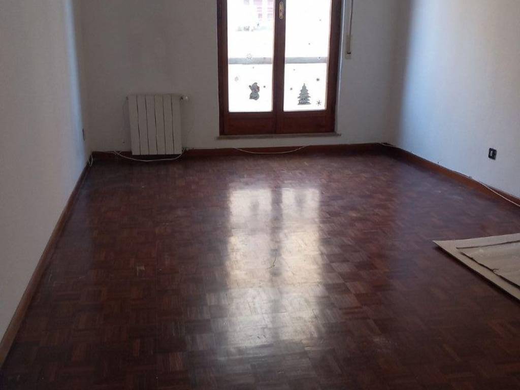 Appartamento a Livorno in Via Giovanni Marradi - Foto 4