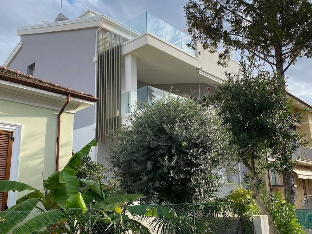 Attico / mansarda a Gabicce mare in Via Eritrea, 13 - Foto 3