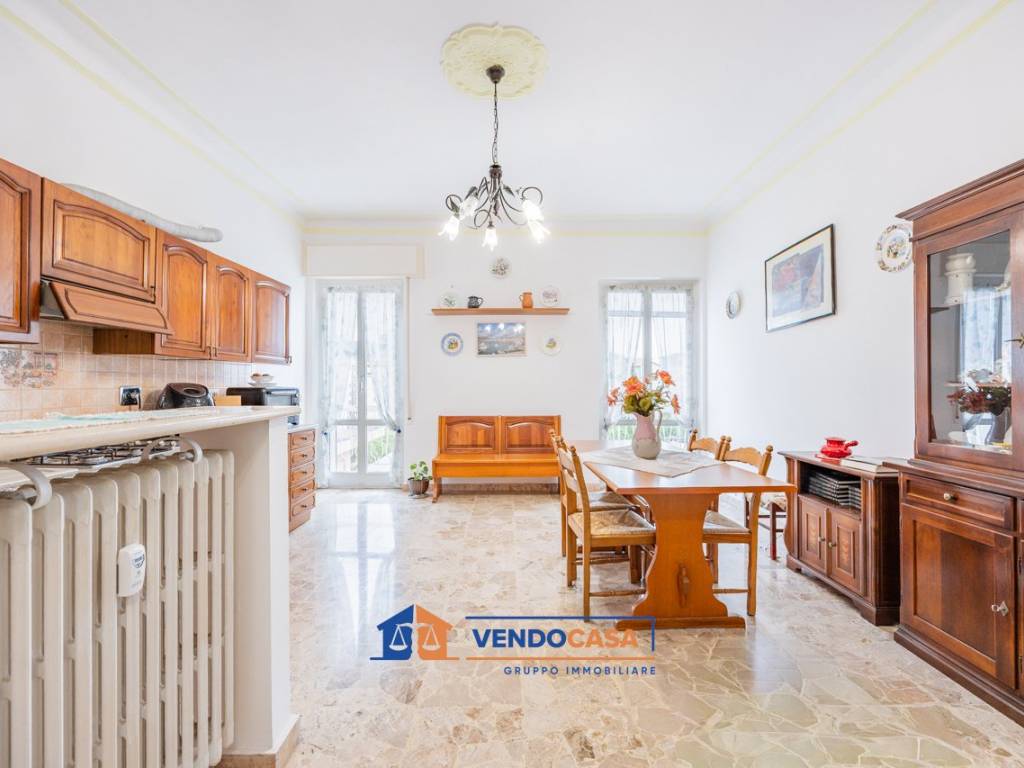 Appartamento a Imperia in Via Filippo Buonarroti, 31 - Foto 5