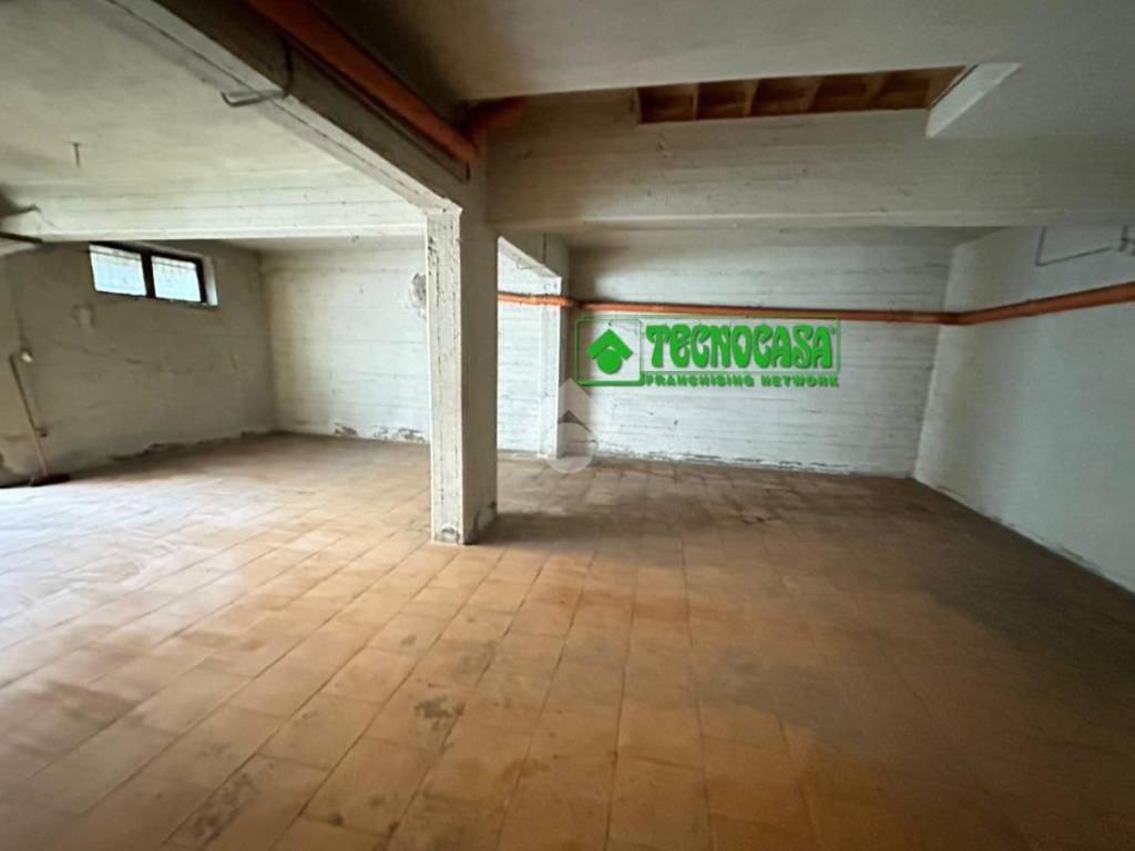 Box / garage a Mercogliano in VIA TRAVERSA, 1 - Foto 3