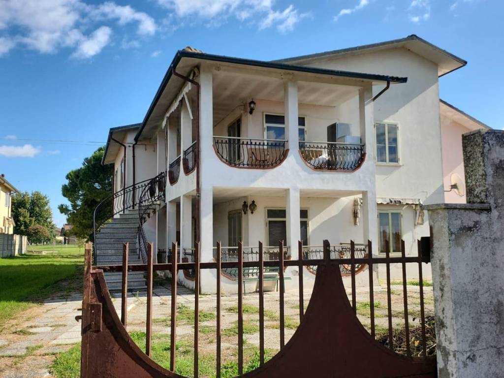 Villa a Tresignana in Via Brazzolo, 104 - Foto 2