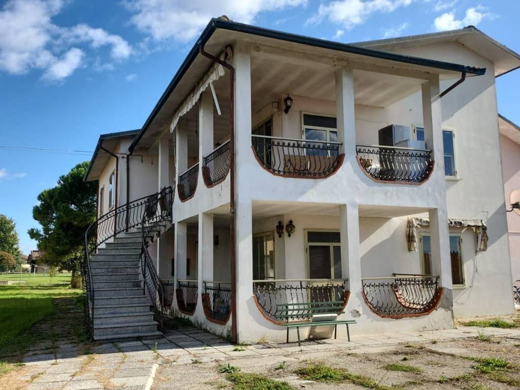 Villa a Tresignana in Via Brazzolo, 104 - Foto 4