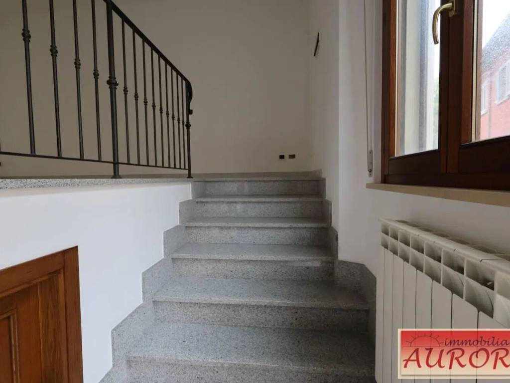 Appartamento a Poggibonsi in Via Piave, 53036 - Foto 2