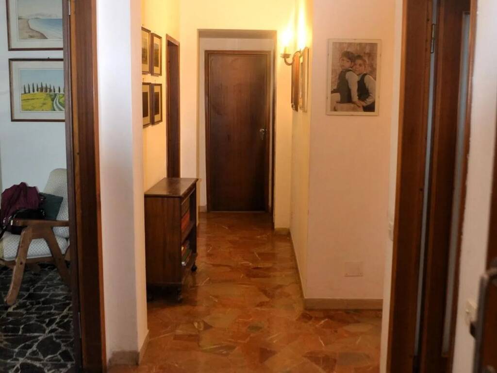 Appartamento a Poggibonsi in Viale Guglielmo Marconi, 53036 - Foto 3