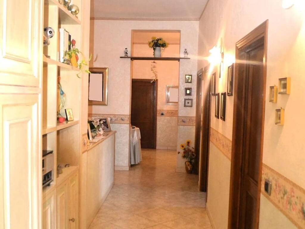 Appartamento a Poggibonsi in Via Pisana, 143 - Foto 2