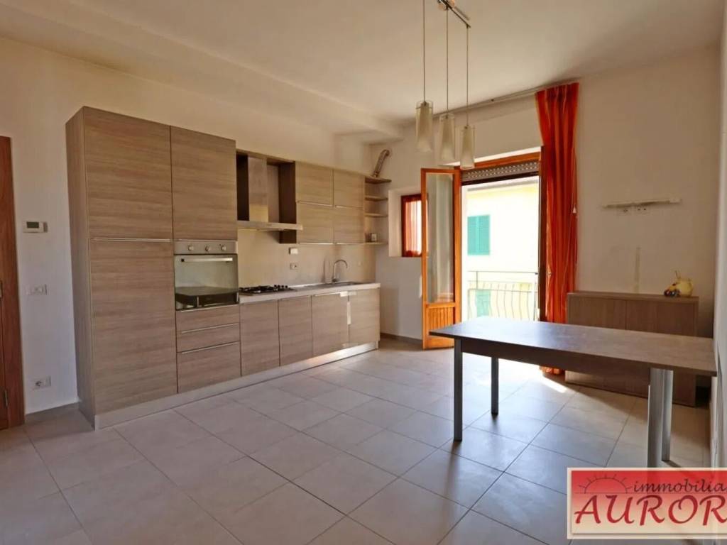 Appartamento a Poggibonsi in Via Martiri Di Belfiore, 53036 - Foto 4