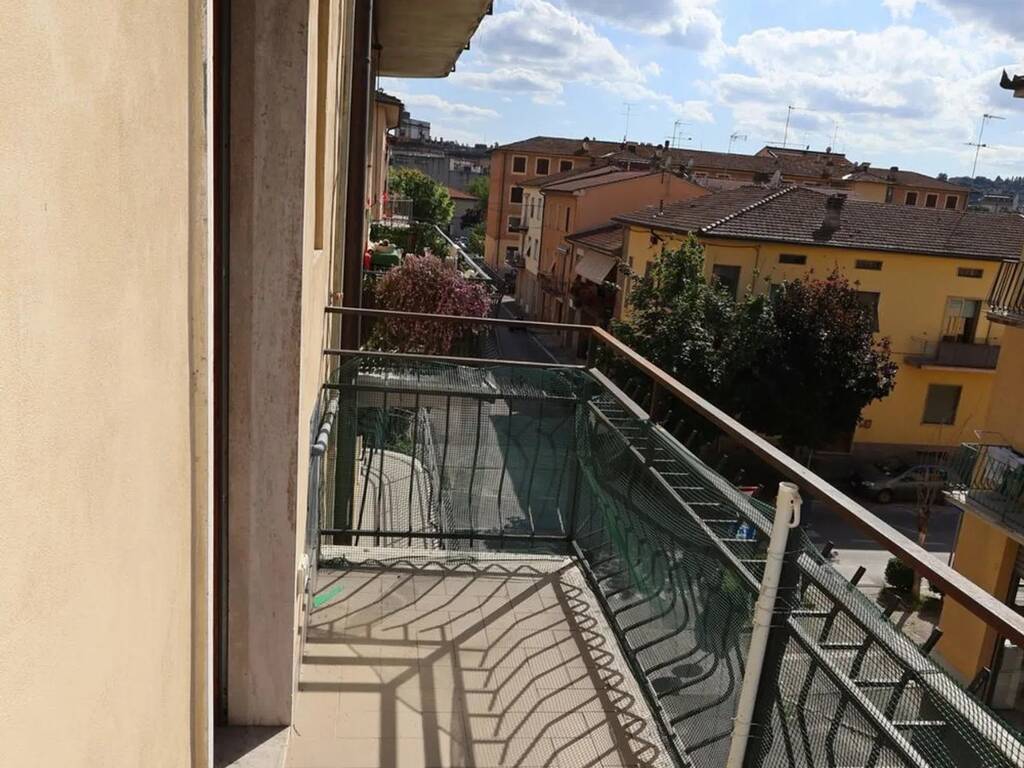 Appartamento a Poggibonsi in Via Martiri Di Belfiore, 53036 - Foto 5