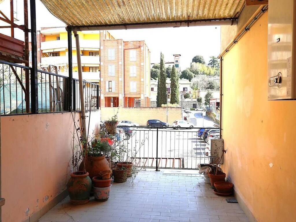Appartamento a Poggibonsi in Viale Guglielmo Marconi, 53036 - Foto 4