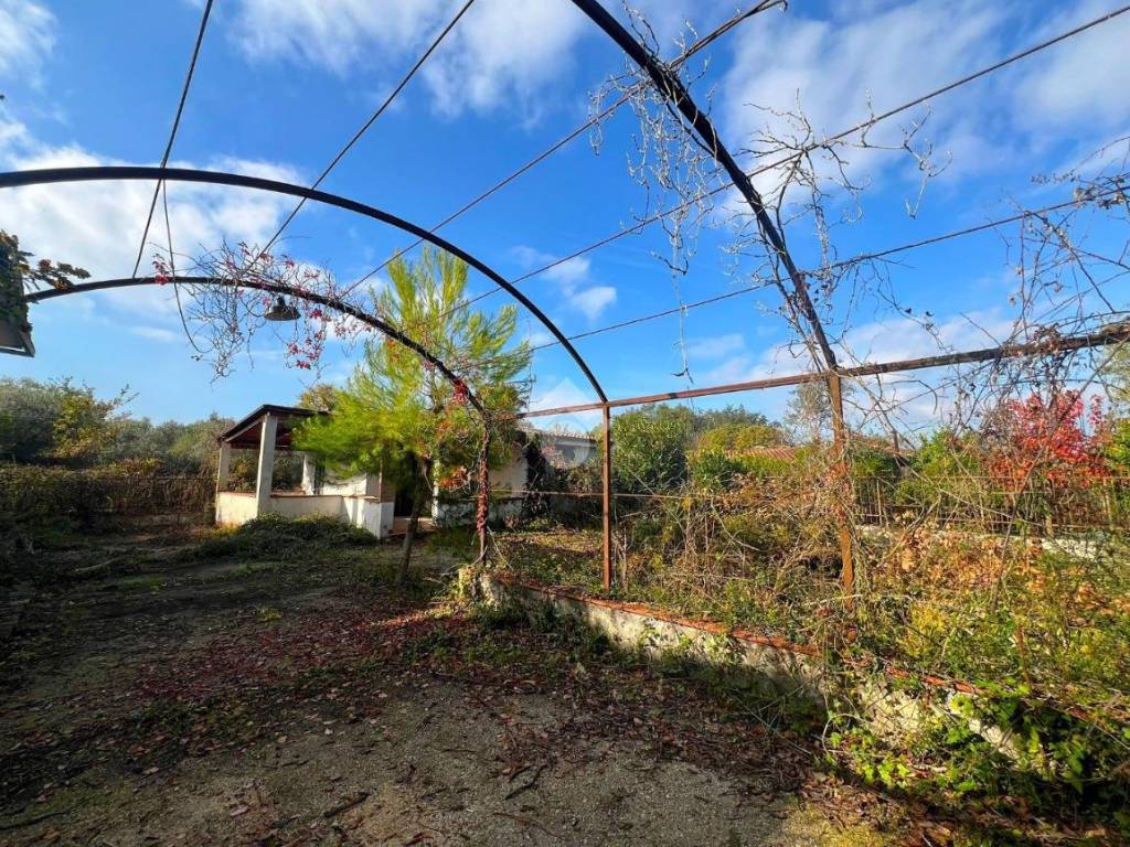 Villa a Sessa aurunca in Località casetta - Foto 4