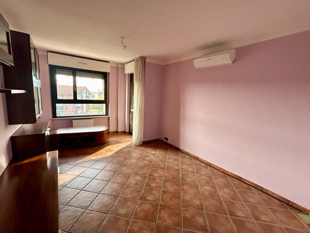 Appartamento a Borgaro torinese in Via Risorgimento, 6 - Foto 3