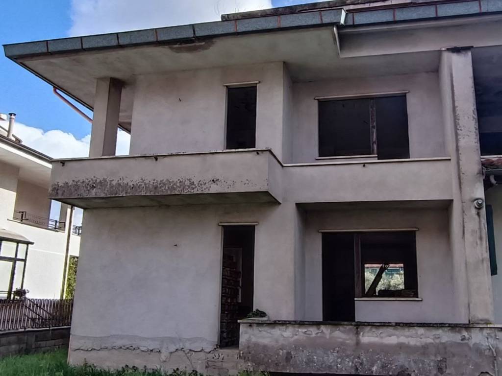 Villa a Sora in VIA AGNONE MAGGIORE - Foto 5