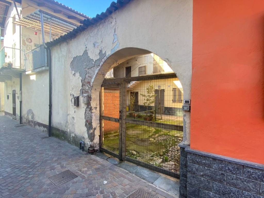 Casa indipendente a Cavaglià in Via Vittorio Emanuele II - Foto 2