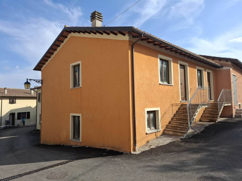 Casa indipendente a Nocera umbra in Voc. Collecroce - Foto 5