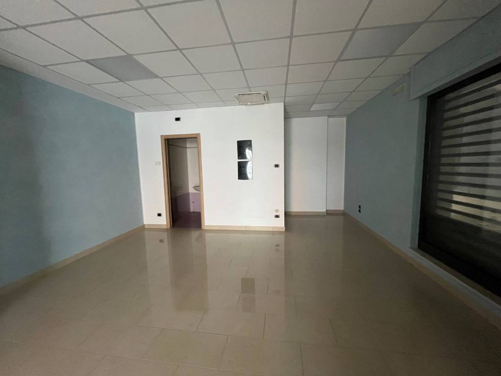 Immobile a Potenza in Viale delle Medaglie Olimpiche - Foto 3