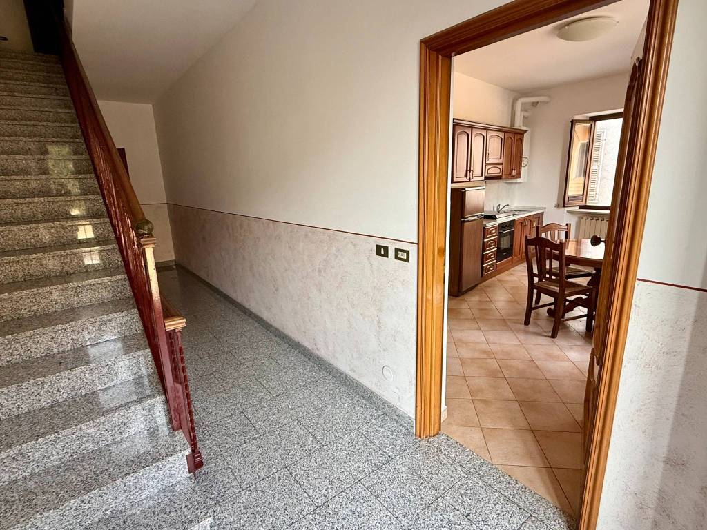 Appartamento a Carrù in Via Stazione, 8 - Foto 2
