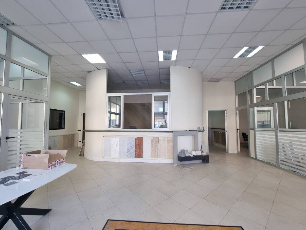 Immobile a Catanzaro in Viale Magna Grecia, 75 - Foto 2
