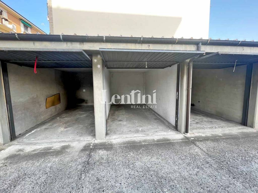 Box / garage a Casale monferrato in Via Filippo Villavecchia, 7 - Foto 4