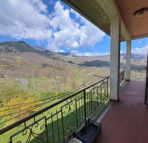 Villa a Zeri in Località Bergugliara - Foto 3