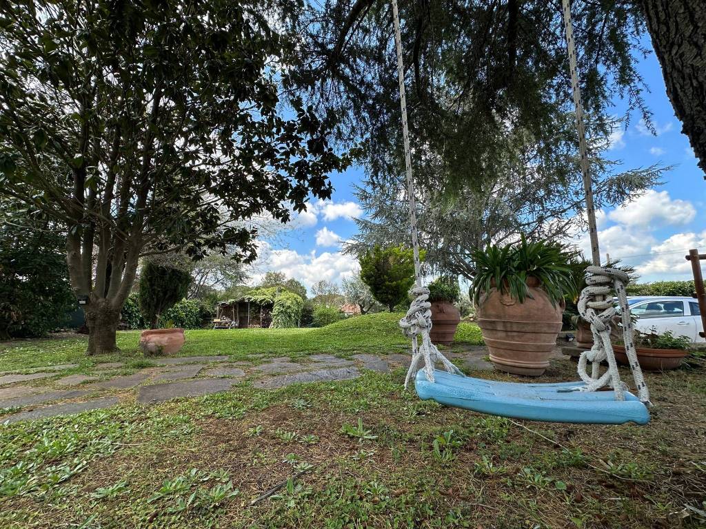 Villa a Albano laziale in Via Nettunense, 23 - Foto 4