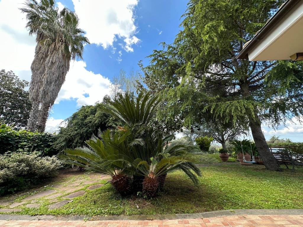 Villa a Albano laziale in Via Nettunense, 23 - Foto 5