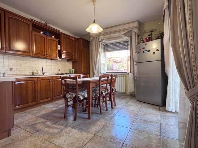 Appartamento a Siniscola in Via Padre Massimiliano Kolbe, 9 - Foto 4