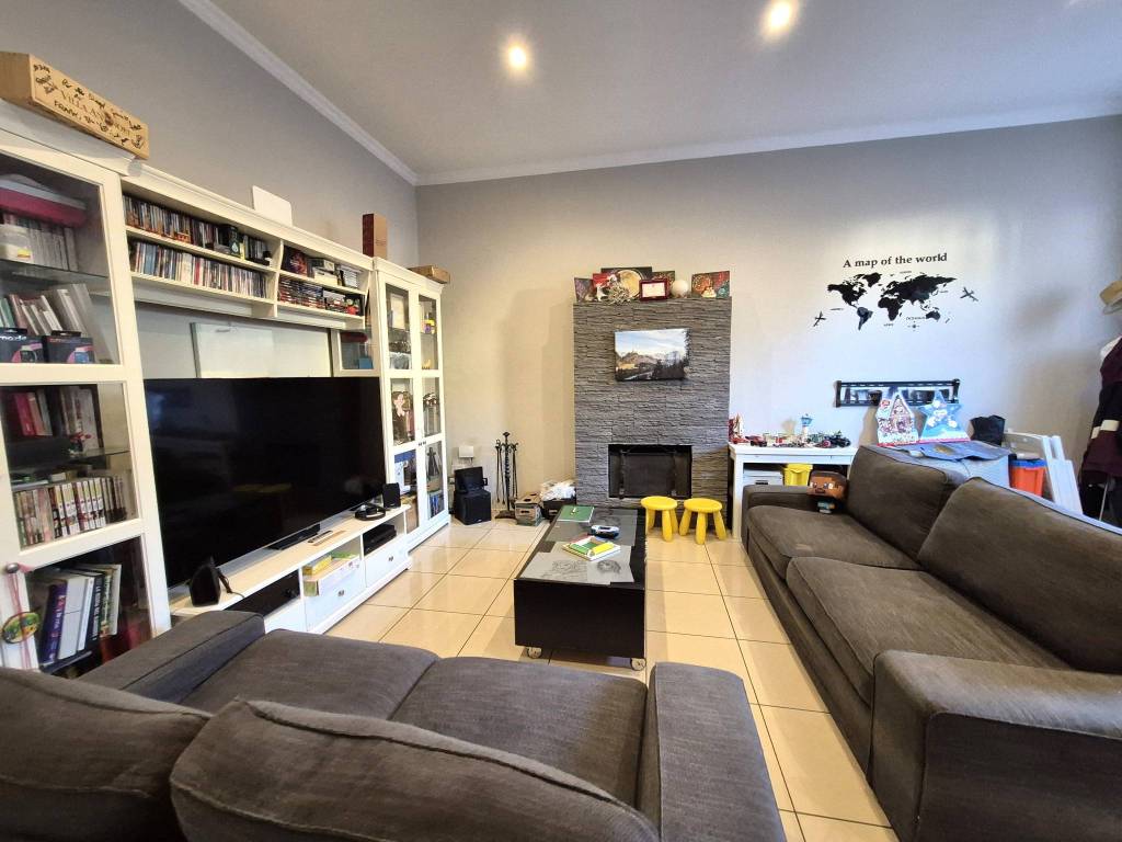 Casa indipendente a Landriano in Piazza Giuseppe Garibaldi, 2 - Foto 4