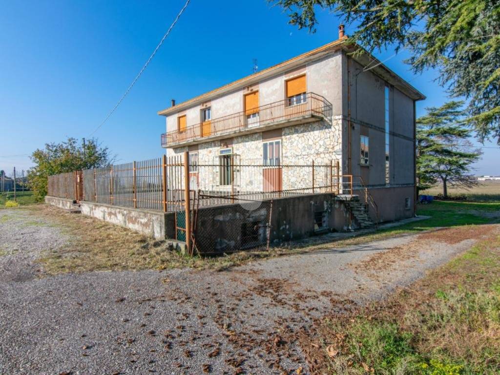 Villa a Ferrara in Via Giuseppe Fabbri, 522 - Foto 2