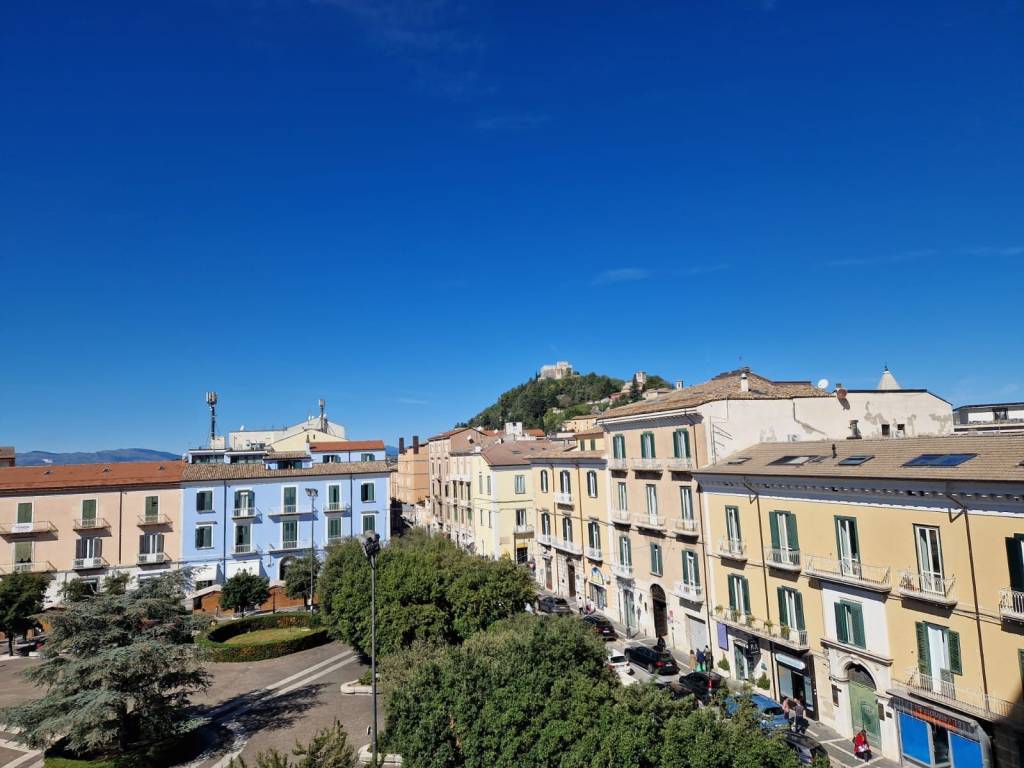 Appartamento a Campobasso in Piazza Vittorio Emanuele II - Foto 2