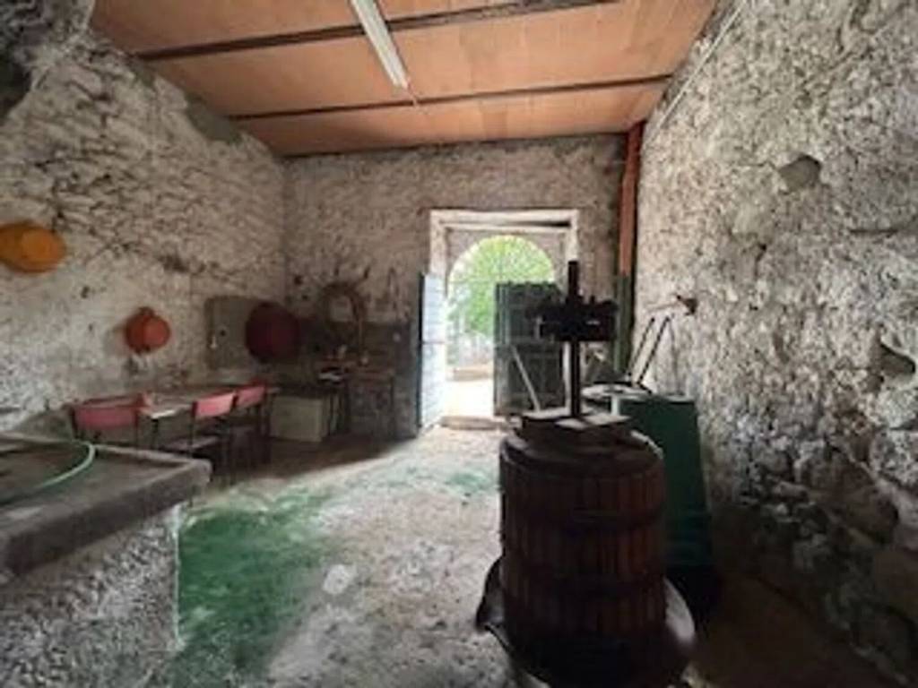 Box / garage a Soriano nel cimino in Via Callarozzo, 9 - Foto 2