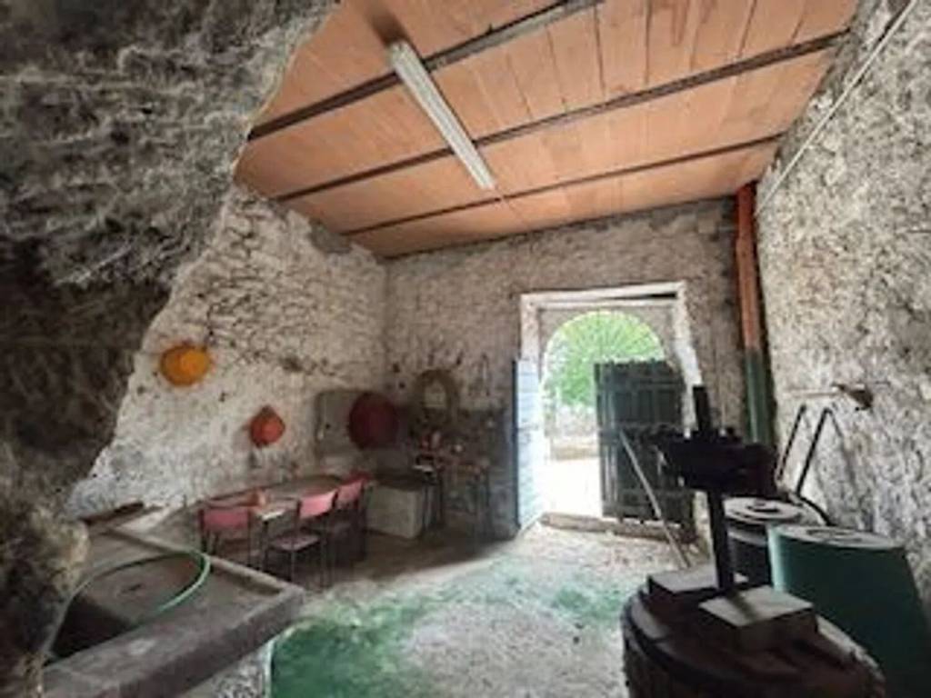 Box / garage a Soriano nel cimino in Via Callarozzo, 9 - Foto 3