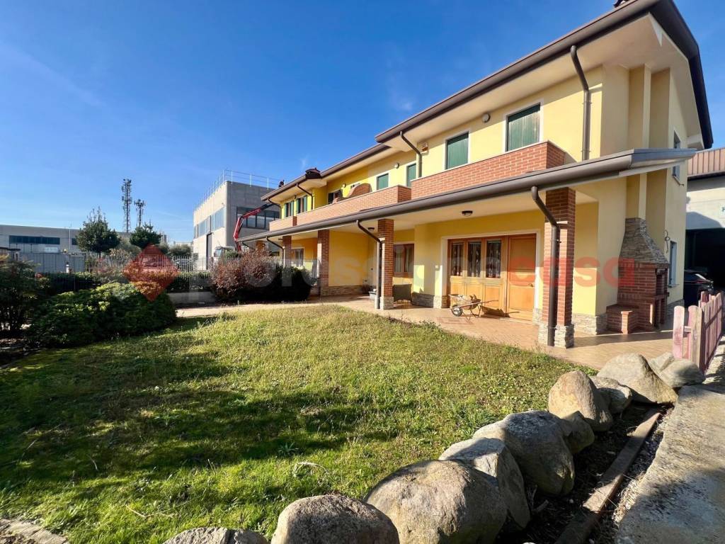 Villa a Pernumia in VIA DELL'ARTIGIANATO, SNC - Foto 5