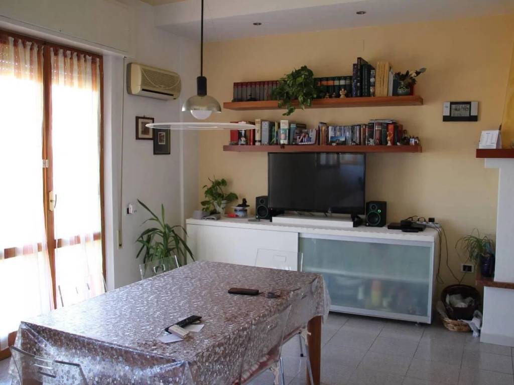Appartamento a Ostra vetere in Contrada Lanternone - Foto 2