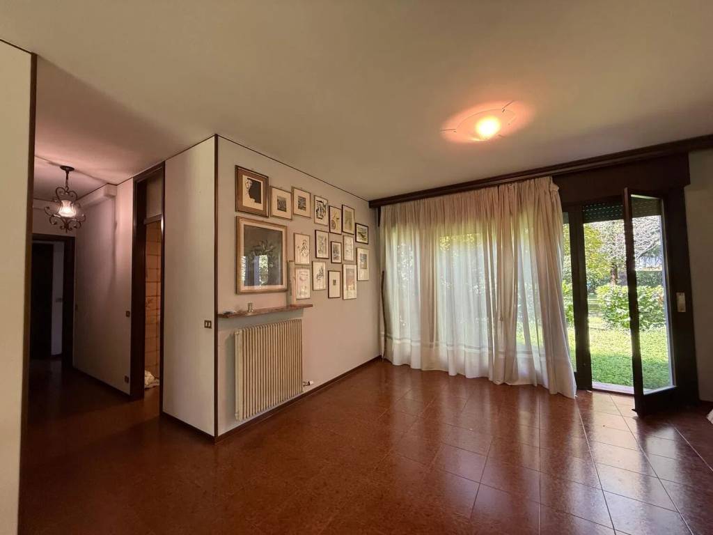 Appartamento a Conegliano in Via Cesare Battisti - Foto 4