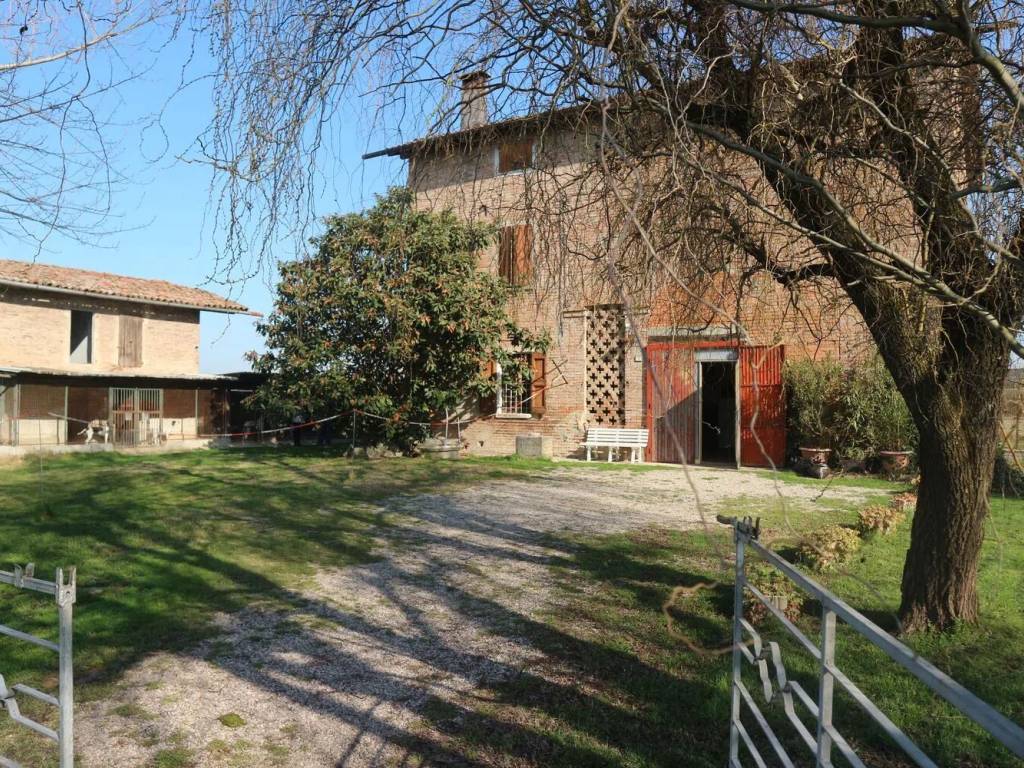 Rustico / casale a Castelfranco emilia in Via Viazza, 16 - Foto 2