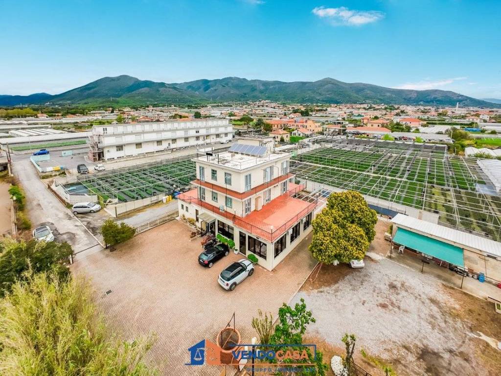 Palazzo / stabile a Ceriale in Via Aurelia, 317 - Foto 4