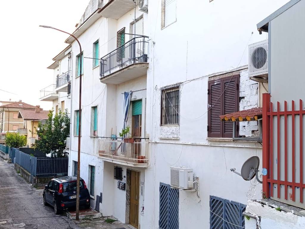 Villa a Minturno in Via Elena di Savoia - Foto 3