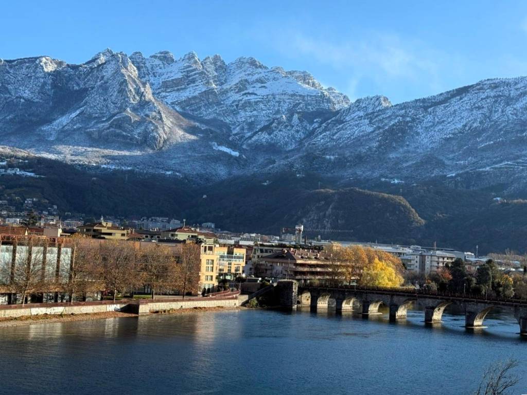 Appartamento a Malgrate in Via Roma - Foto 3