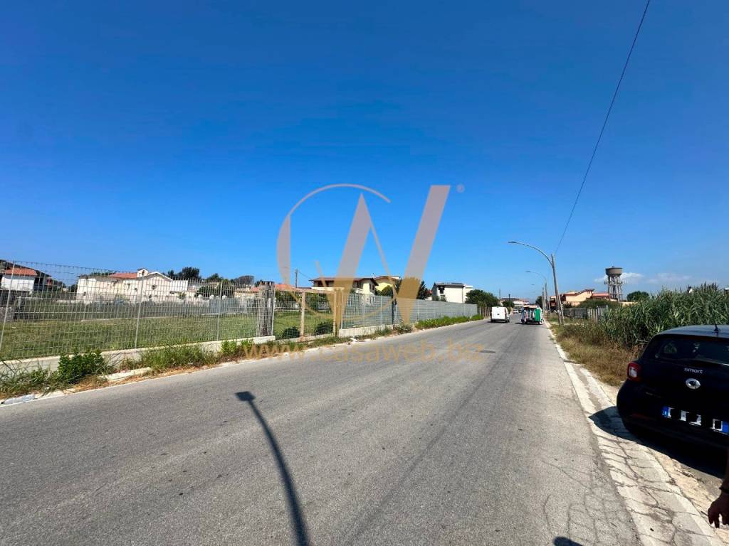Terreno a Castel volturno in Via Giuseppe Garibaldi - Foto 3