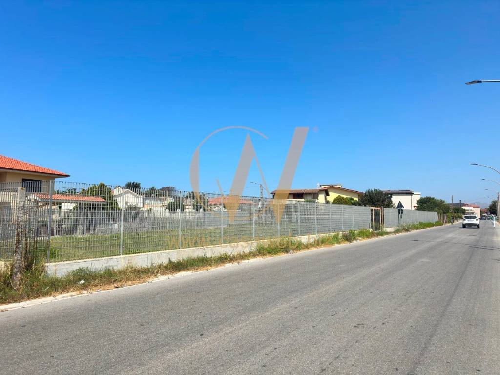 Terreno a Castel volturno in Via Giuseppe Garibaldi - Foto 4