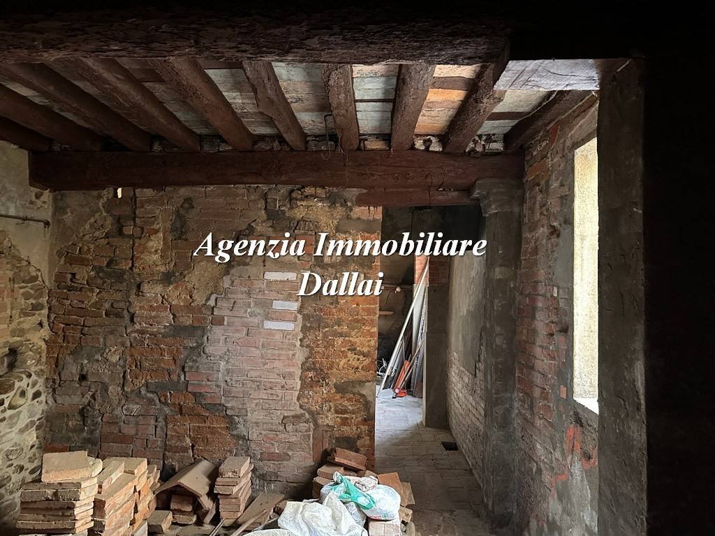 Casa indipendente a Scarperia e san piero in Via Magenta, 26 - Foto 4