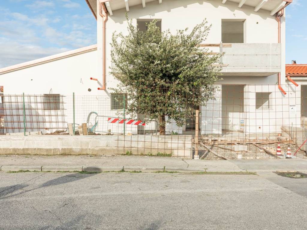 Appartamento a Campi bisenzio in via della Pace - Foto 4