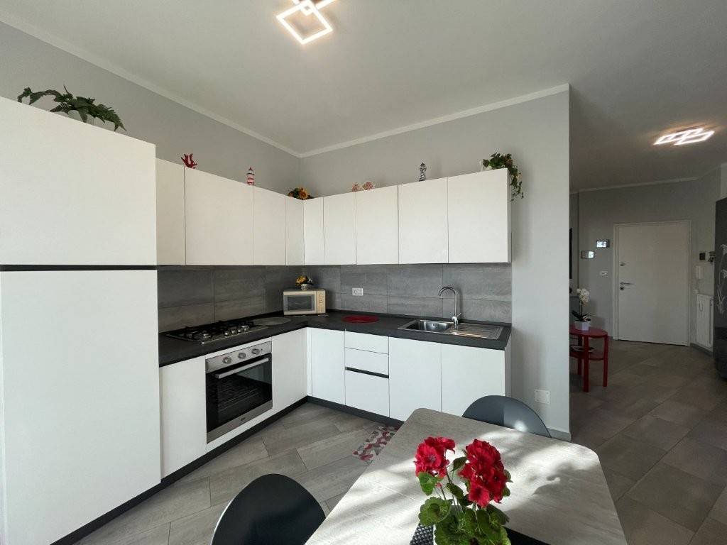 Appartamento a Pietra ligure in Via Domenico Morelli - Foto 4