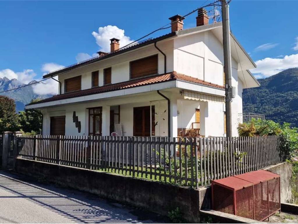 Villa a Gravellona toce in via martiri 172 - Foto 2