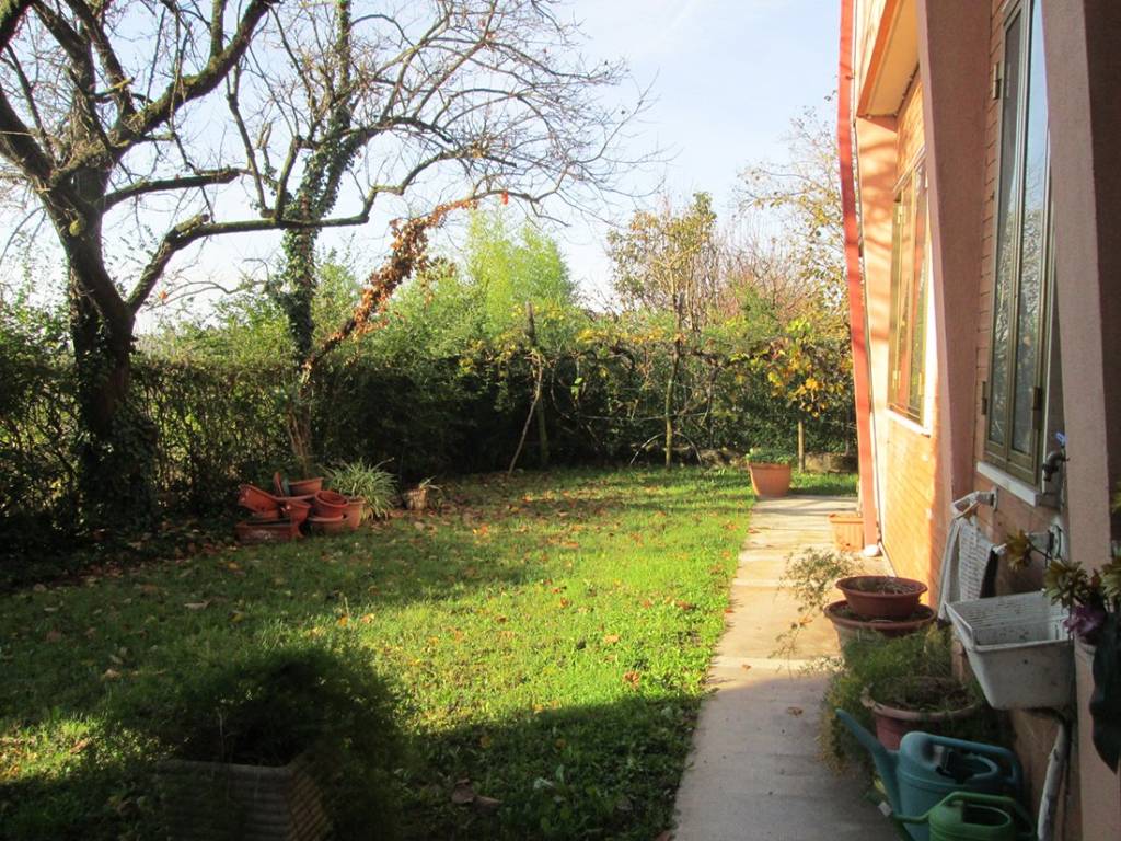 Villa a Sabbioneta in Via Colombare, 6 - Foto 2