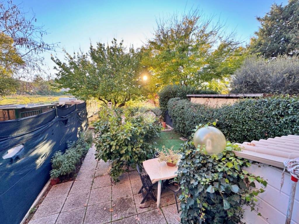 Villetta a schiera a Montelabbate in Via APSELLA - Foto 2