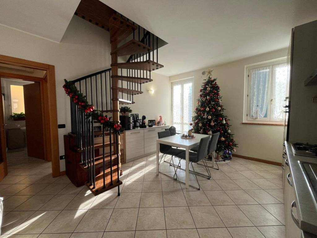 Appartamento a Sona in Via Cortivi - Foto 2