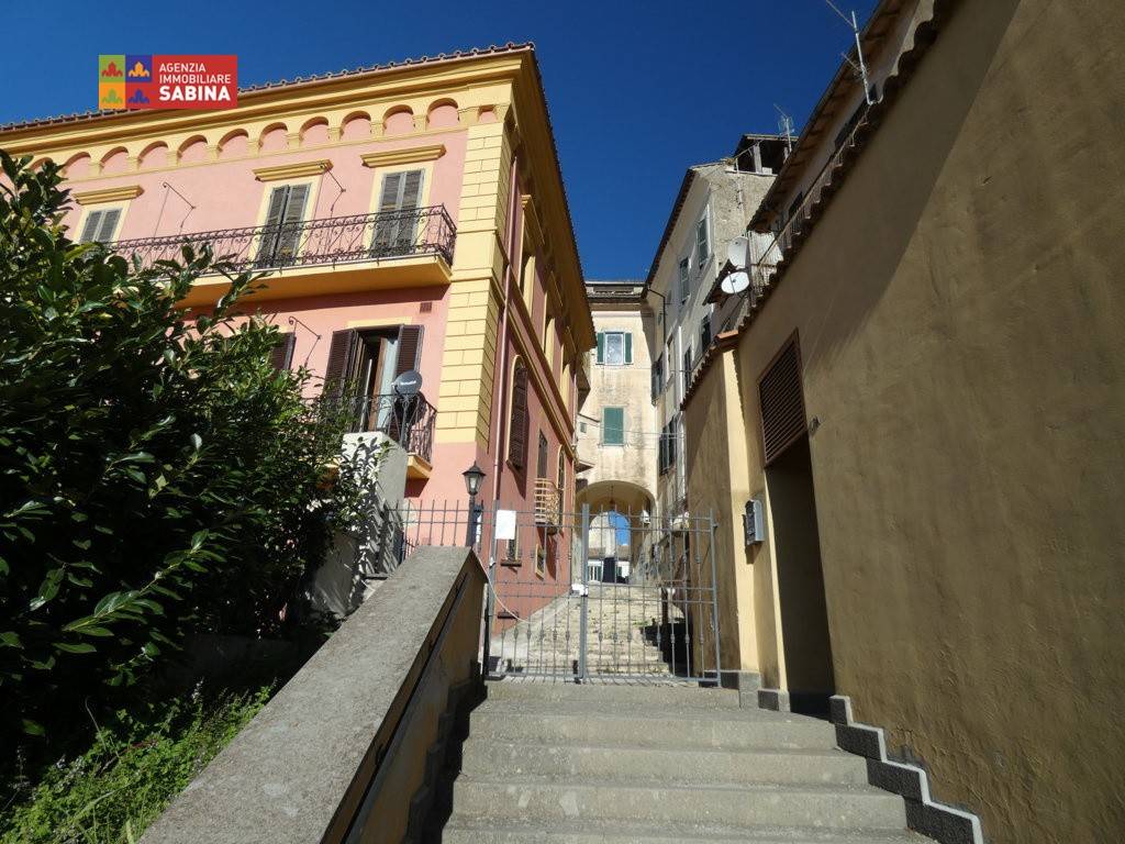 Appartamento a Poggio mirteto in Via Fratelli Cairoli, 13 - Foto 3