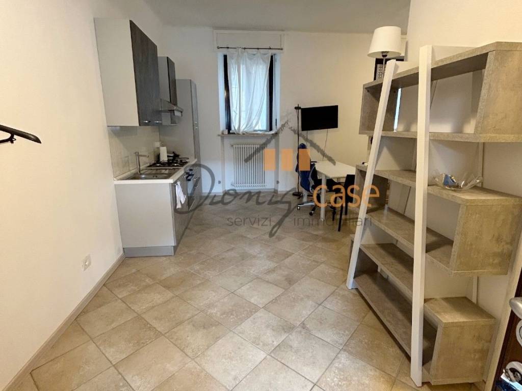 Appartamento a Castellanza in Via Eugenio Cantoni, 53 - Foto 2